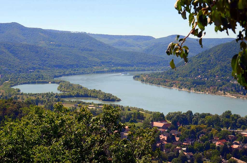 danube-bend-tour-from-budapest