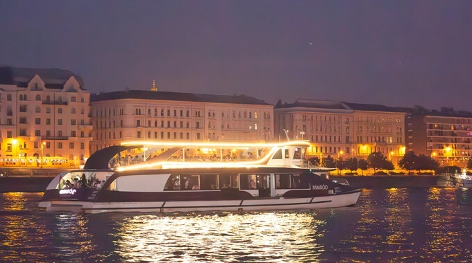 Night cruise budapest