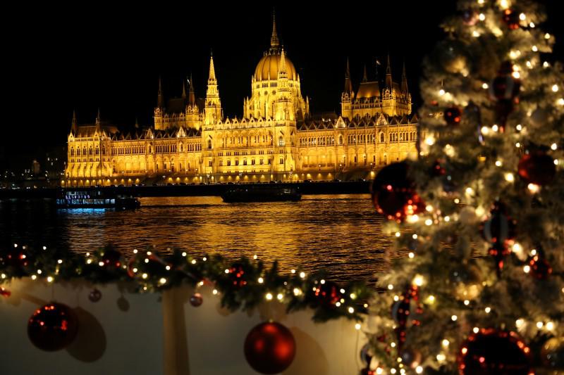 Budapest christmas markets: when they start & what not to miss 29 Image